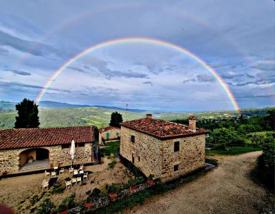 arcobaleno sull'agriturismo